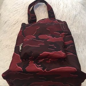 NWT Coach F31488 Packable Tote Burgandy Wild Camo